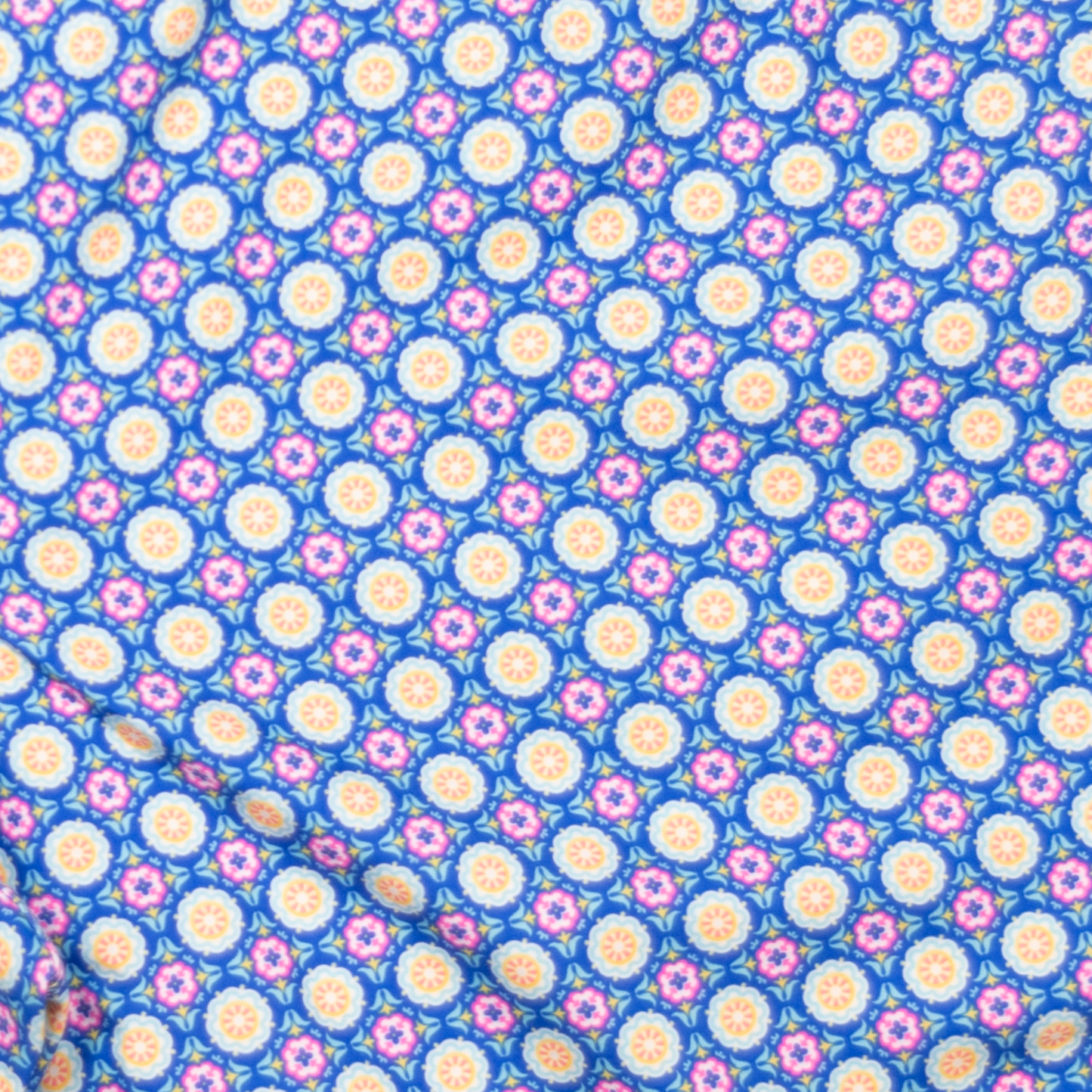 Men's Mesh Liner Swim Trunks - Medallion Navy Blue